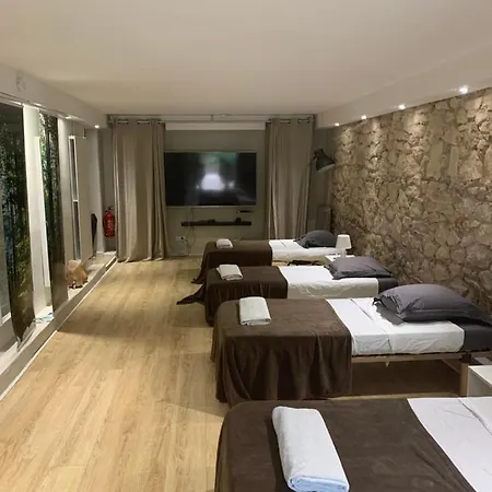Presence - D'hotes - Activites Bien-etre Bed & Breakfast Toulon